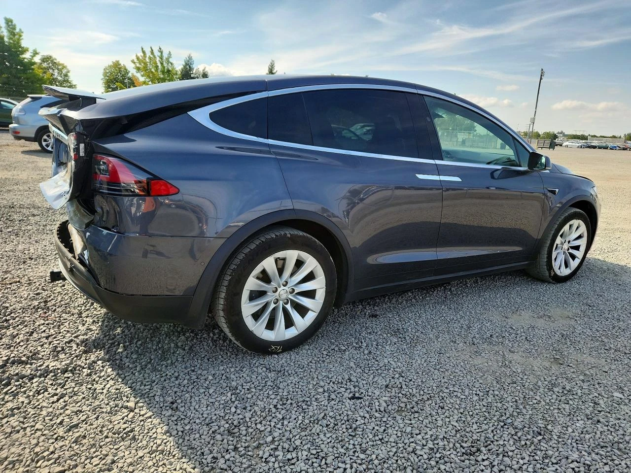 Tesla Model X, снимка 3 - Автомобили и джипове - 56525944