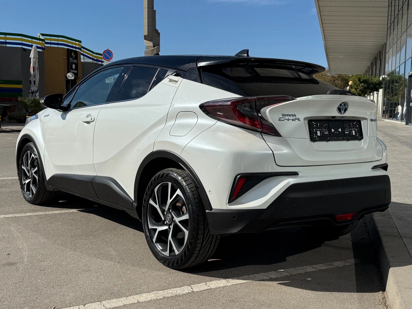Toyota C-HR 6 ������ ��������/1.8Hybrid 122�.�. ������ ������ | Mobile.bg � ����������� 3