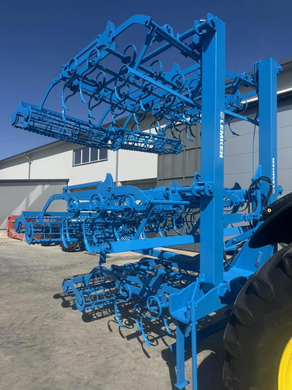 Култиватор Lemken Korund 750, 7, 5 метра, снимка 4 - Селскостопанска техника - 53826169