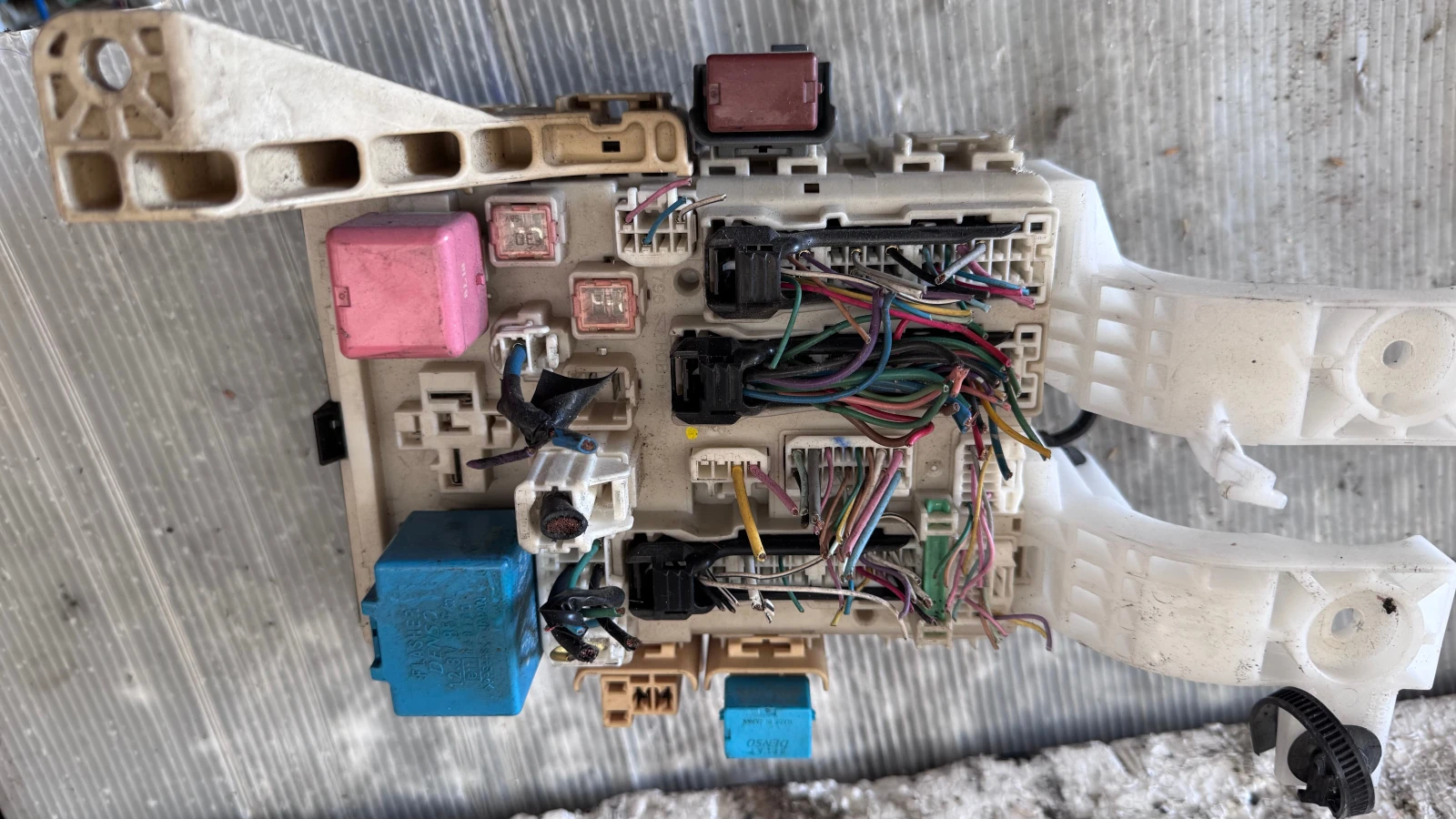   (  BSI / BSM )  Toyota Yaris - 82730-0D290 /  0993-9K25 | Mobile.bg   1