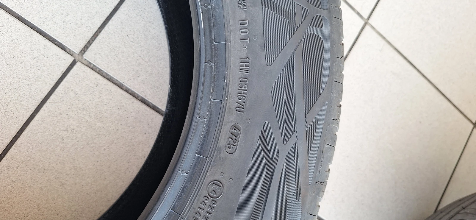 Гуми Летни 215/65R17, снимка 8 - Гуми и джанти - 55771815