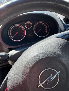 Opel Corsa 1.2 2014 - 2600 € / 5085.16 лв. - 96774695 8