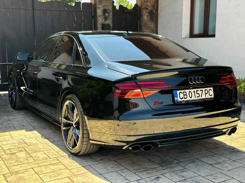 Audi S8 Plus 4.0TFSI* 605hp* S-line* Matrix* Ceramic* ЛИЗИ, снимка 4 - Автомобили и джипове - 47017544