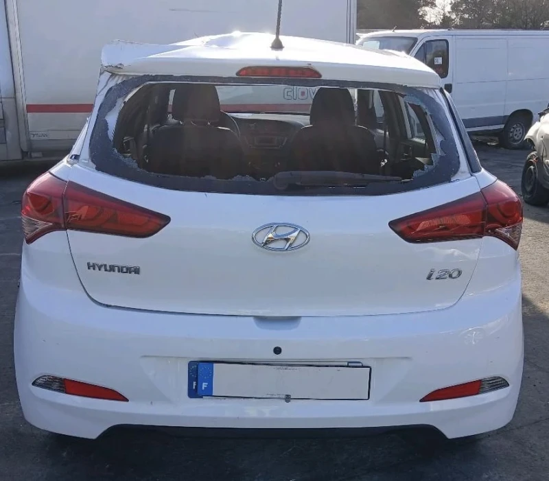 Hyundai I20 1.2 Euro6 2018г!!, снимка 5 - Автомобили и джипове - 48708602