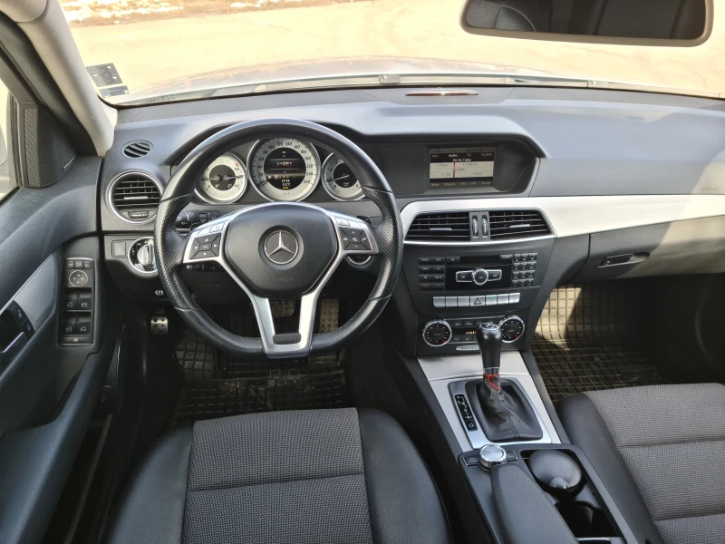 Mercedes-Benz C 200, снимка 12 - Автомобили и джипове - 49244125