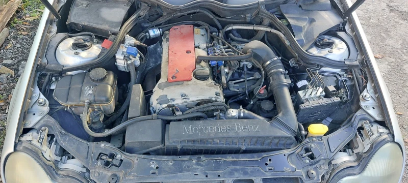 Mercedes-Benz C 180, снимка 7 - Автомобили и джипове - 52420802