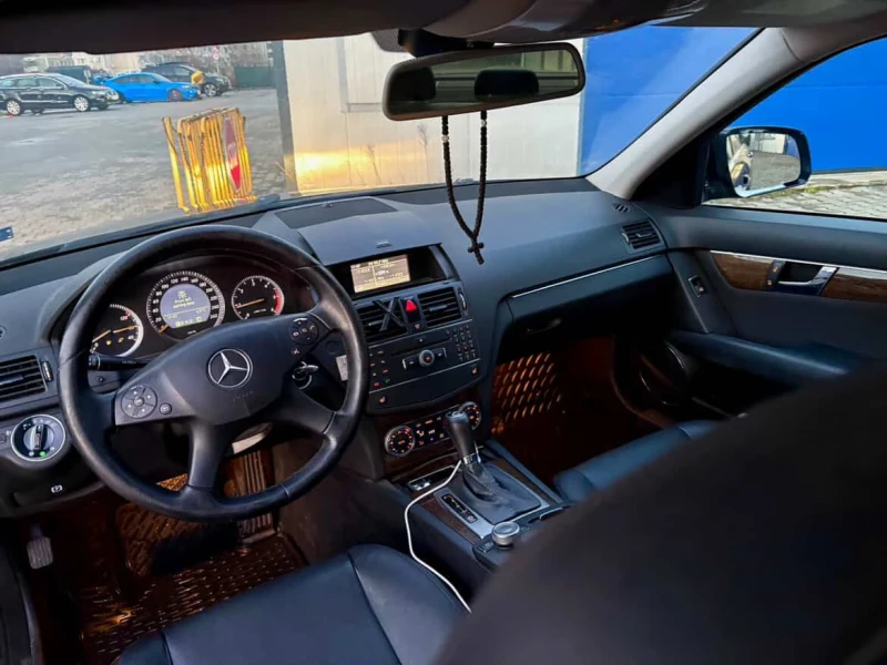 Mercedes-Benz C 220 CDI 2.2, снимка 6 - Автомобили и джипове - 53289234