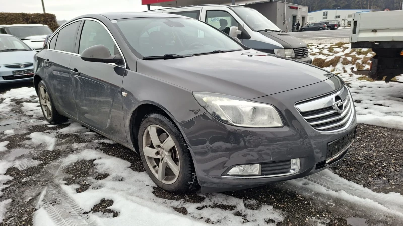 Opel Insignia Седан* 220000км.* 