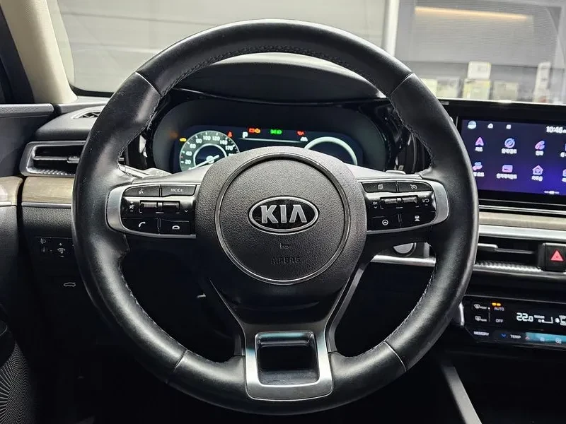 Kia K5 2.0 Noblesse, снимка 14 - Автомобили и джипове - 56127645