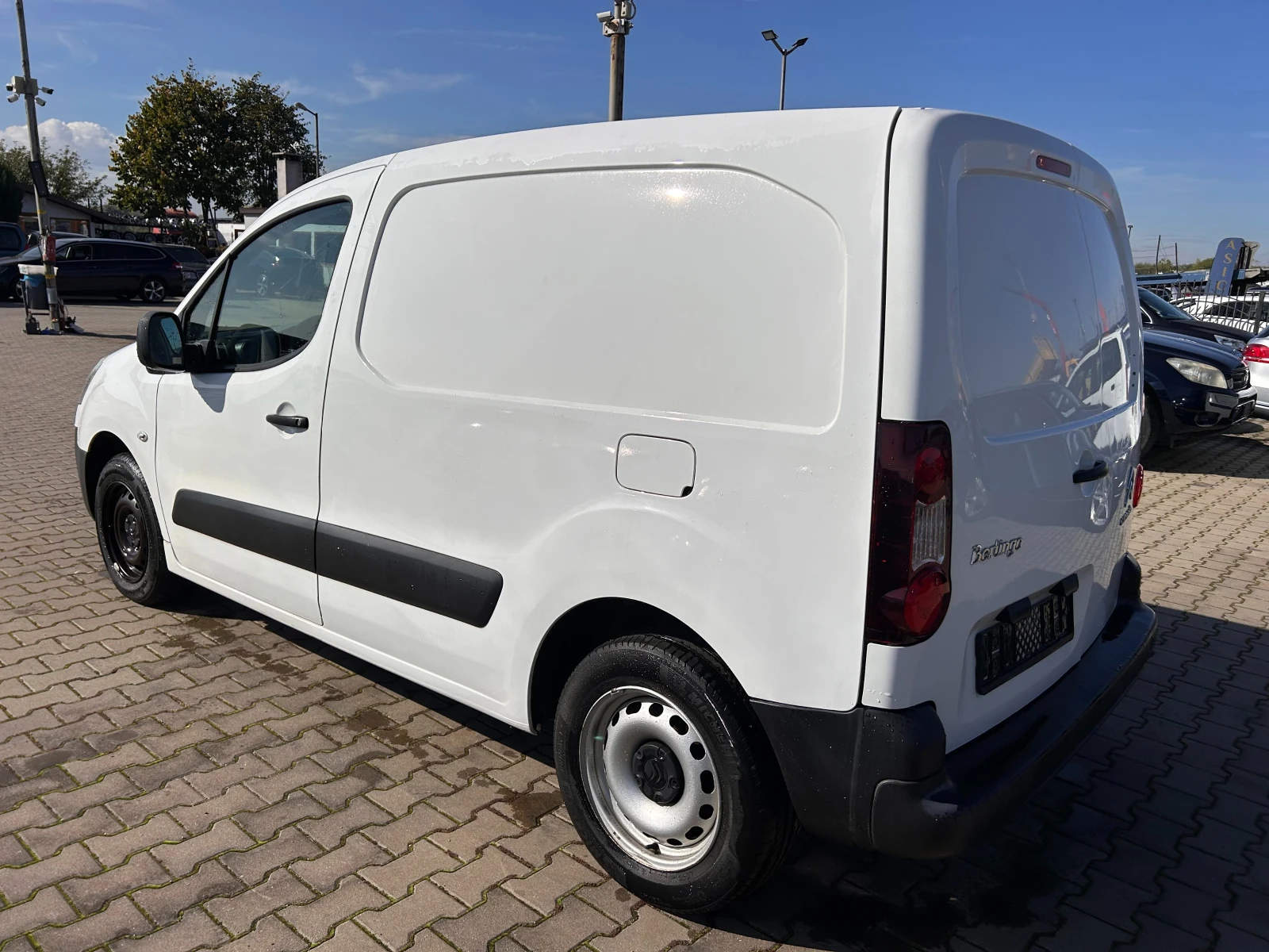 Citroen Berlingo 1.6HDI EURO 5 ЛИЗИНГ - изображение 8