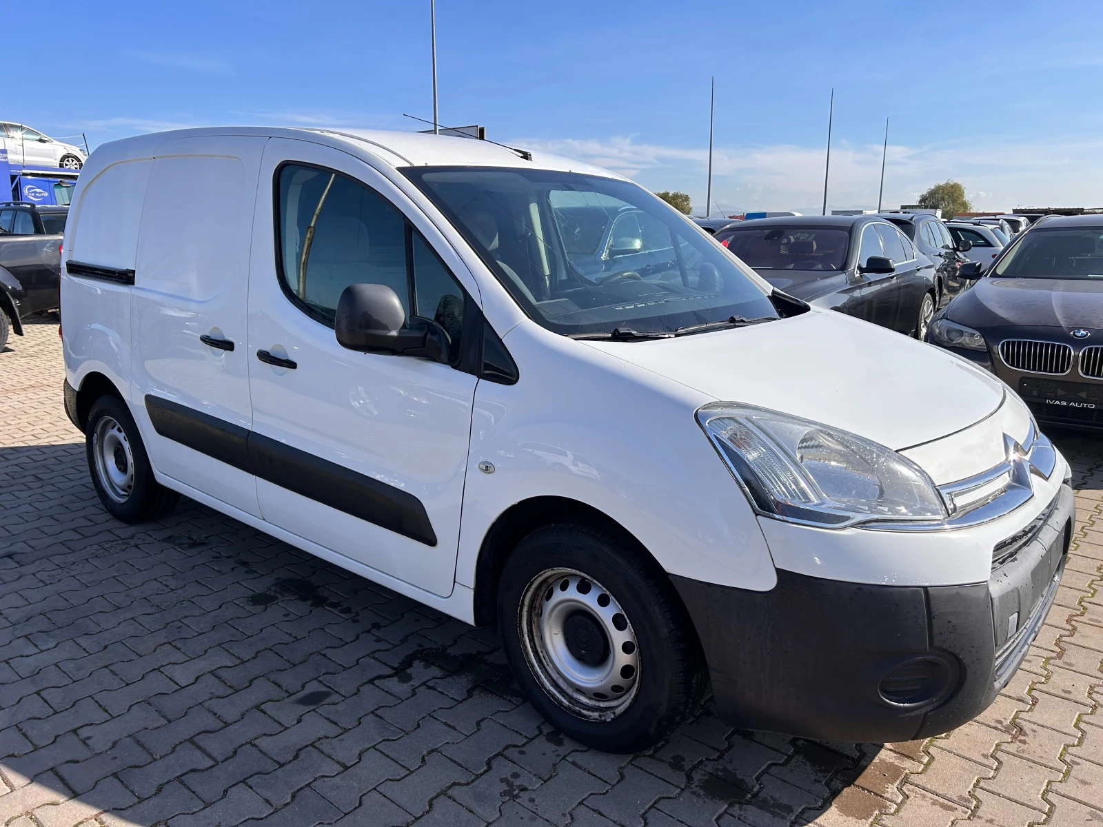 Citroen Berlingo 1.6HDI EURO 5 ЛИЗИНГ - изображение 4