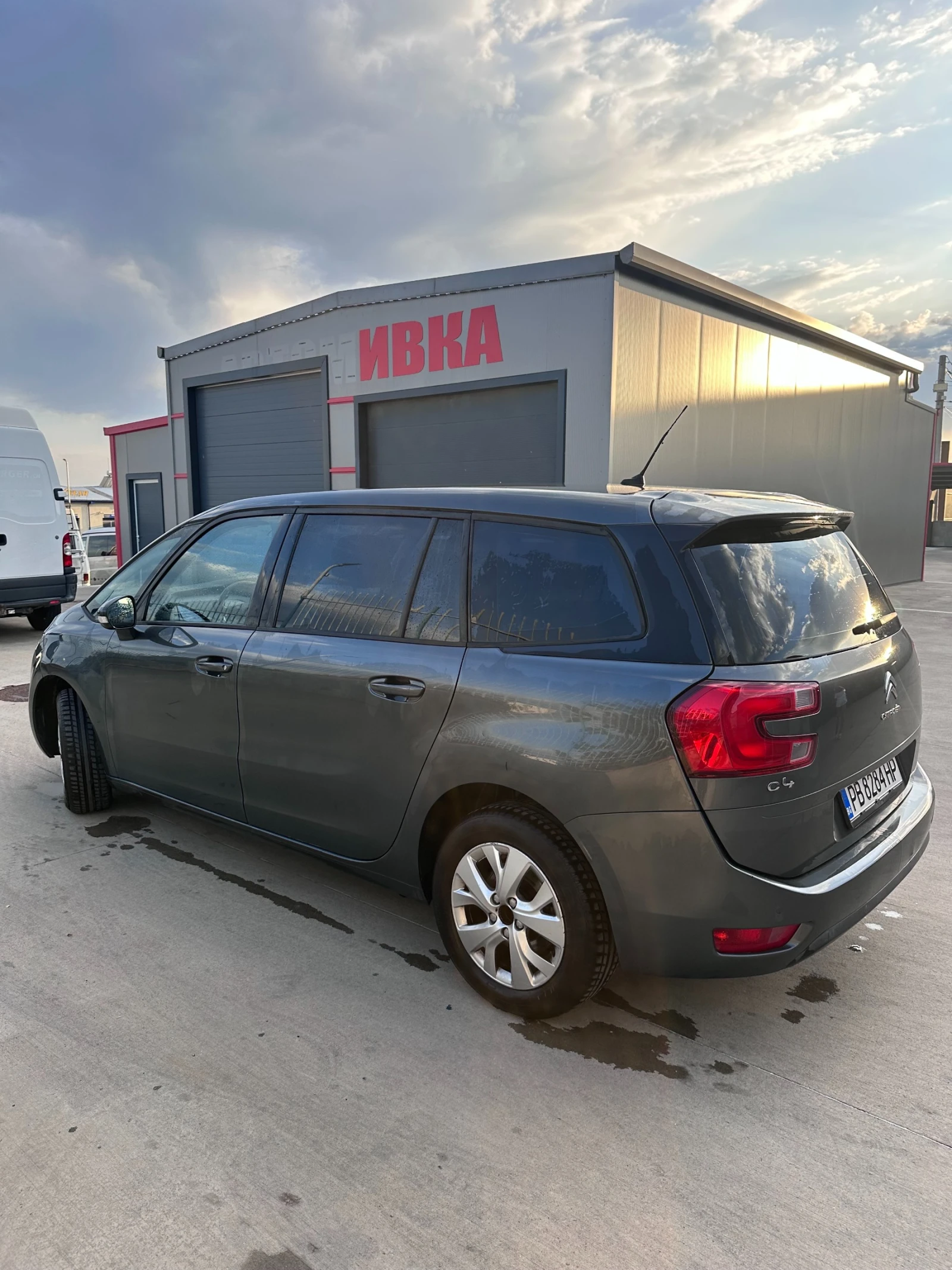 Citroen C4 Picasso  - изображение 5