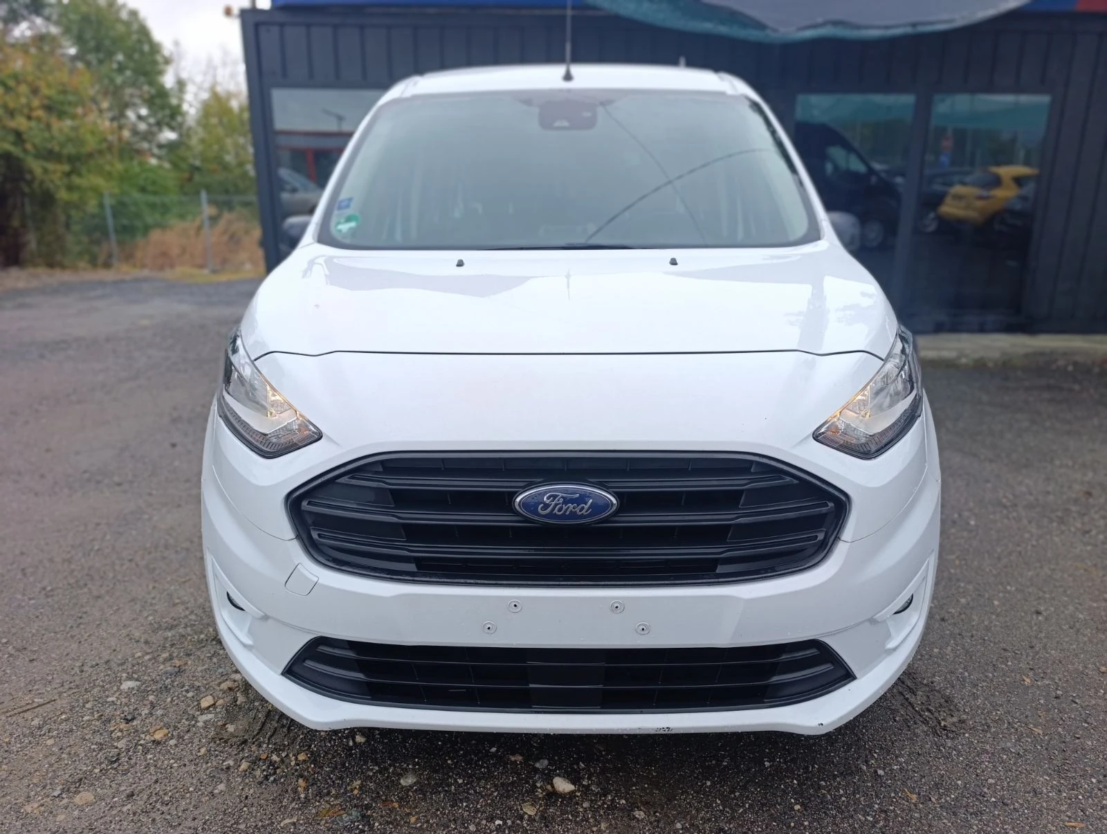 Ford Connect 1.5d EcoBlue 120hp Automatic - изображение 2