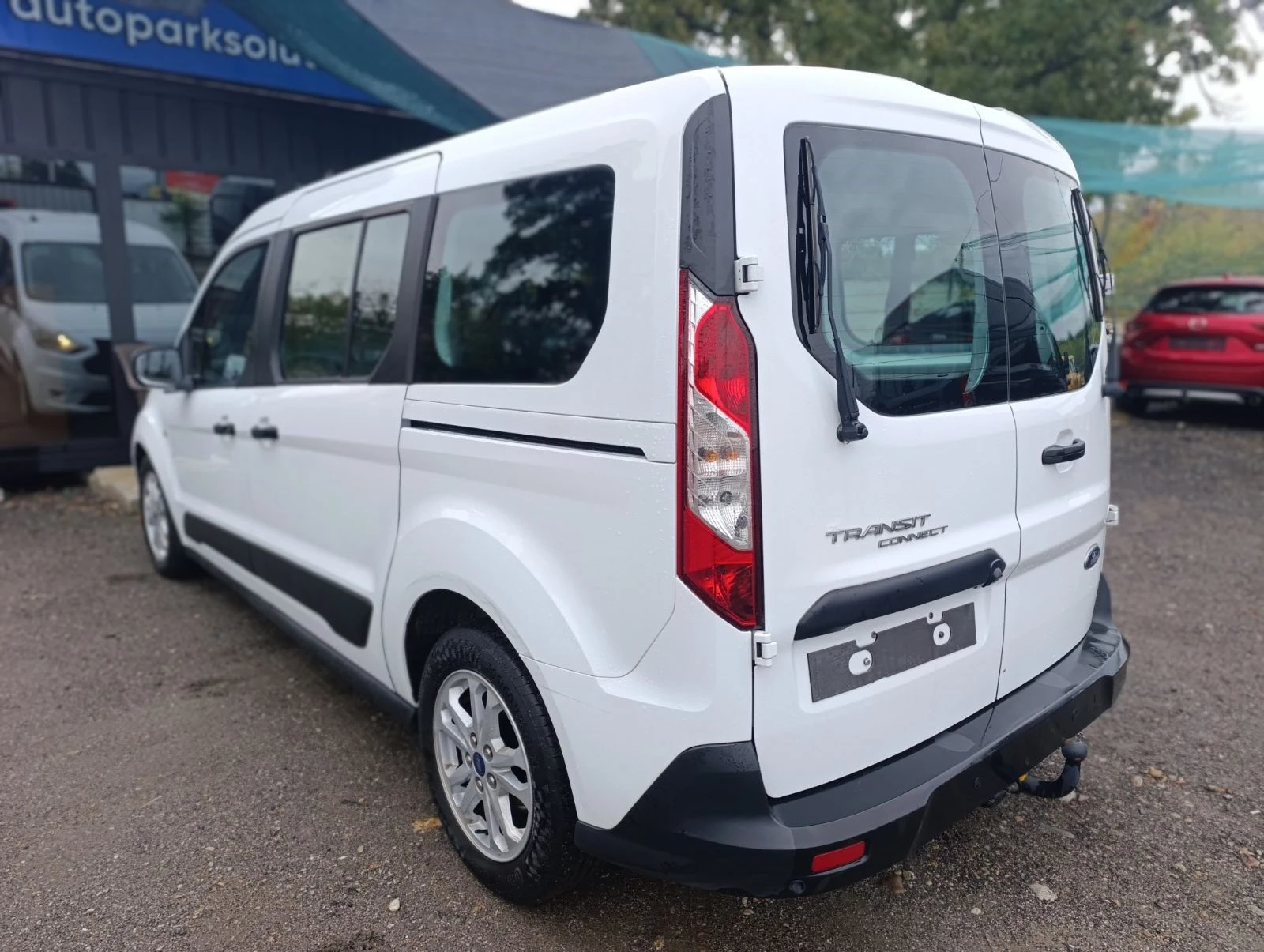 Ford Connect 1.5d EcoBlue 120hp Automatic - изображение 4