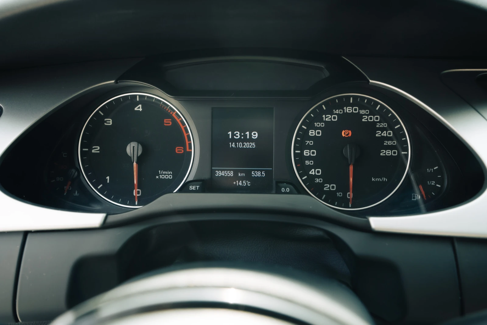 Audi A4 3.0TDI SLINE  - изображение 4