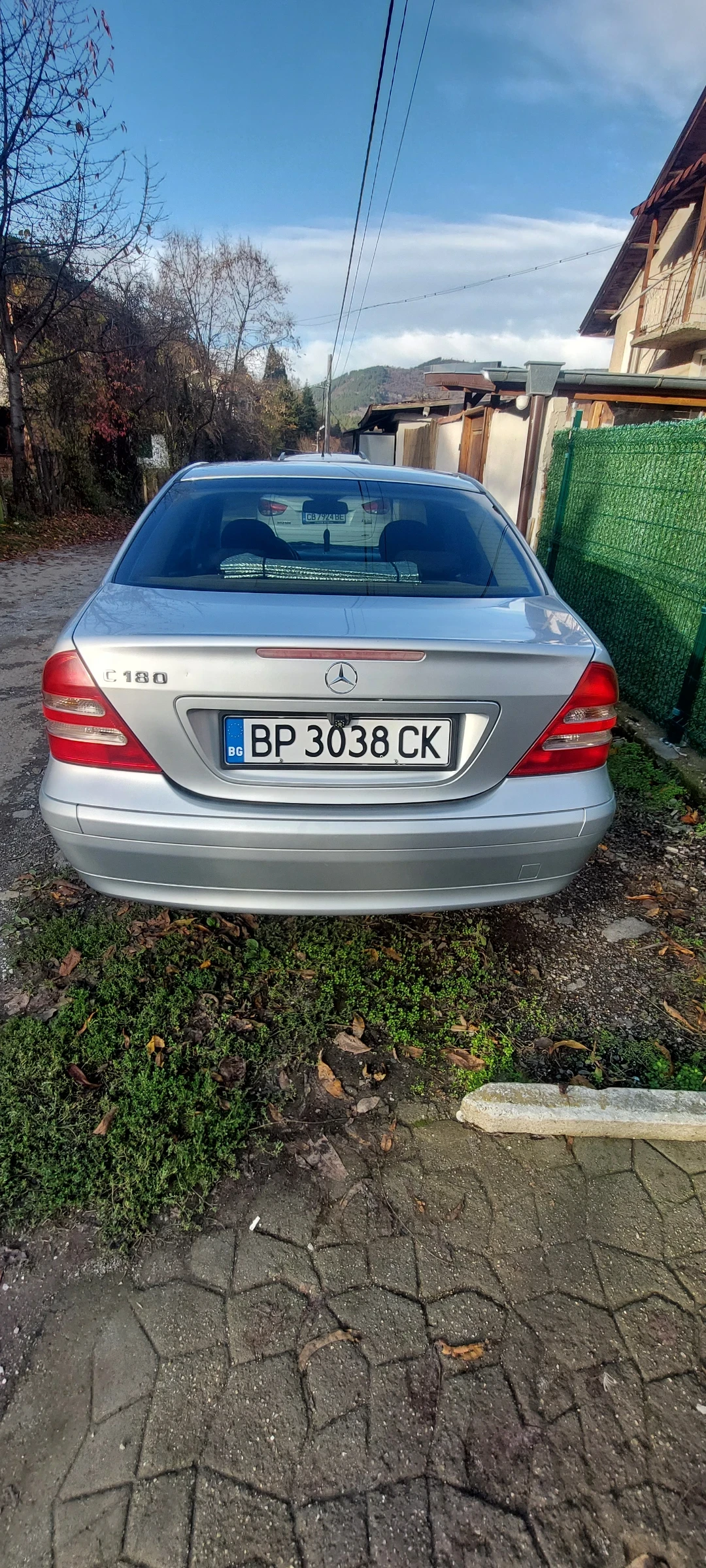 Mercedes-Benz C 180  - изображение 3