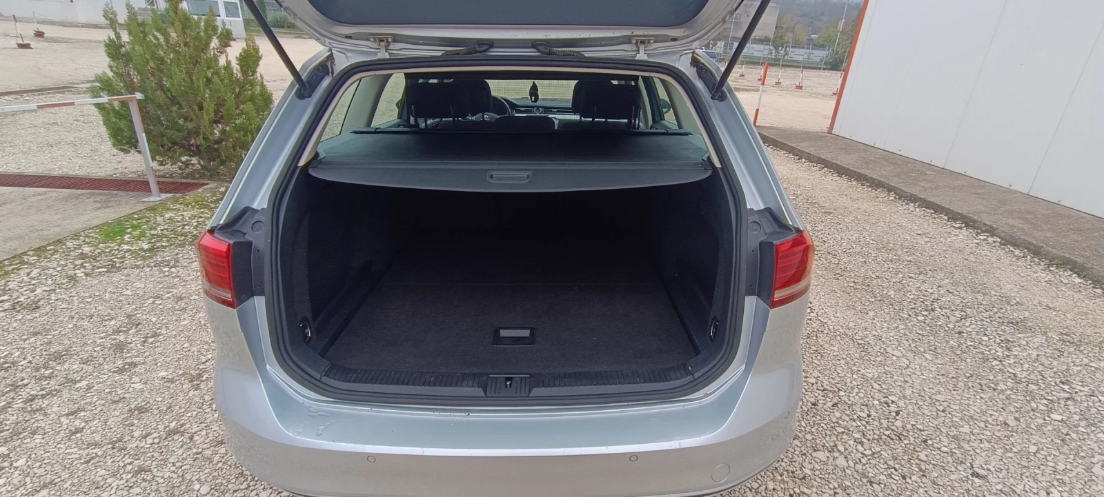 VW Passat B8 2.0 TDI Automatic 150 k.c. 2016 . | Mobile.bg   11