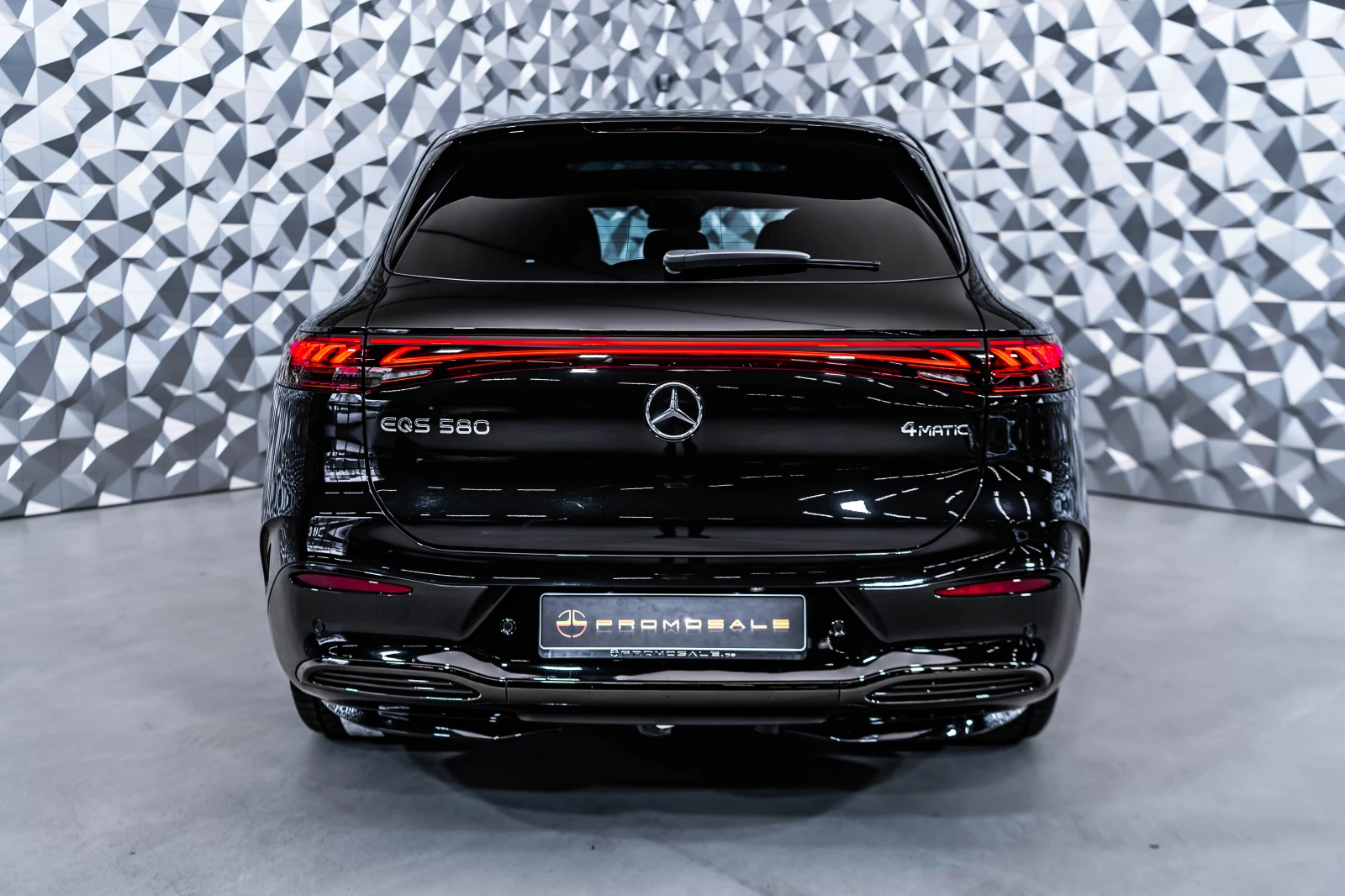 Mercedes-Benz EQS 580 4Matic SUV* Burm* pano - изображение 4