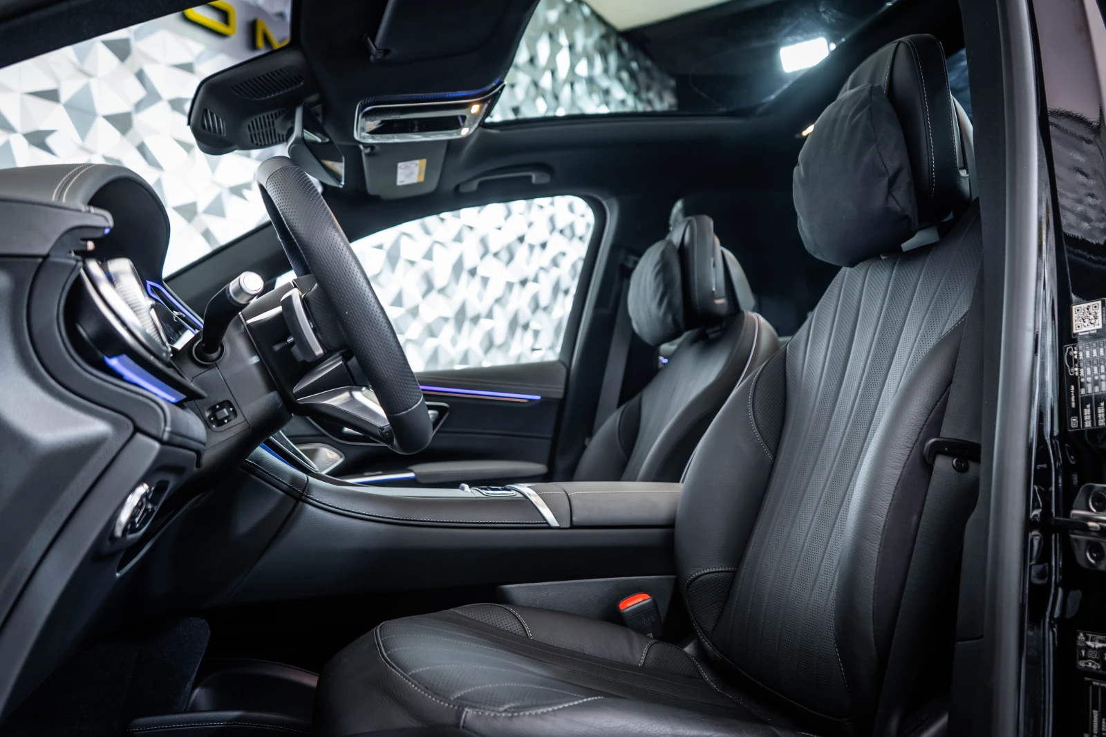 Mercedes-Benz EQS 580 4Matic SUV* Burm* pano | Mobile.bg � ����������� 13