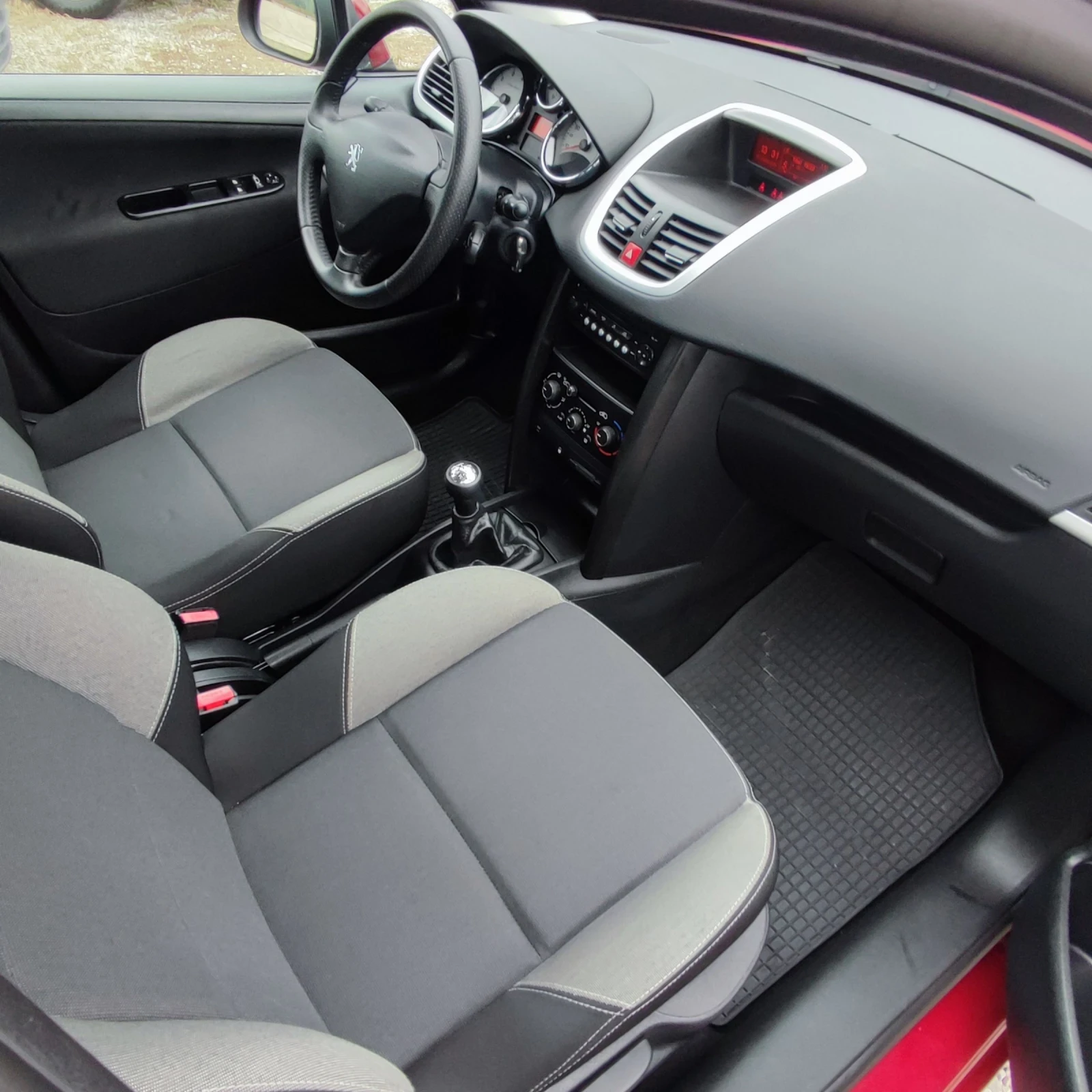 Peugeot 207 1.4i* KLIMATIK* 112�.��*  | Mobile.bg � ����������� 14