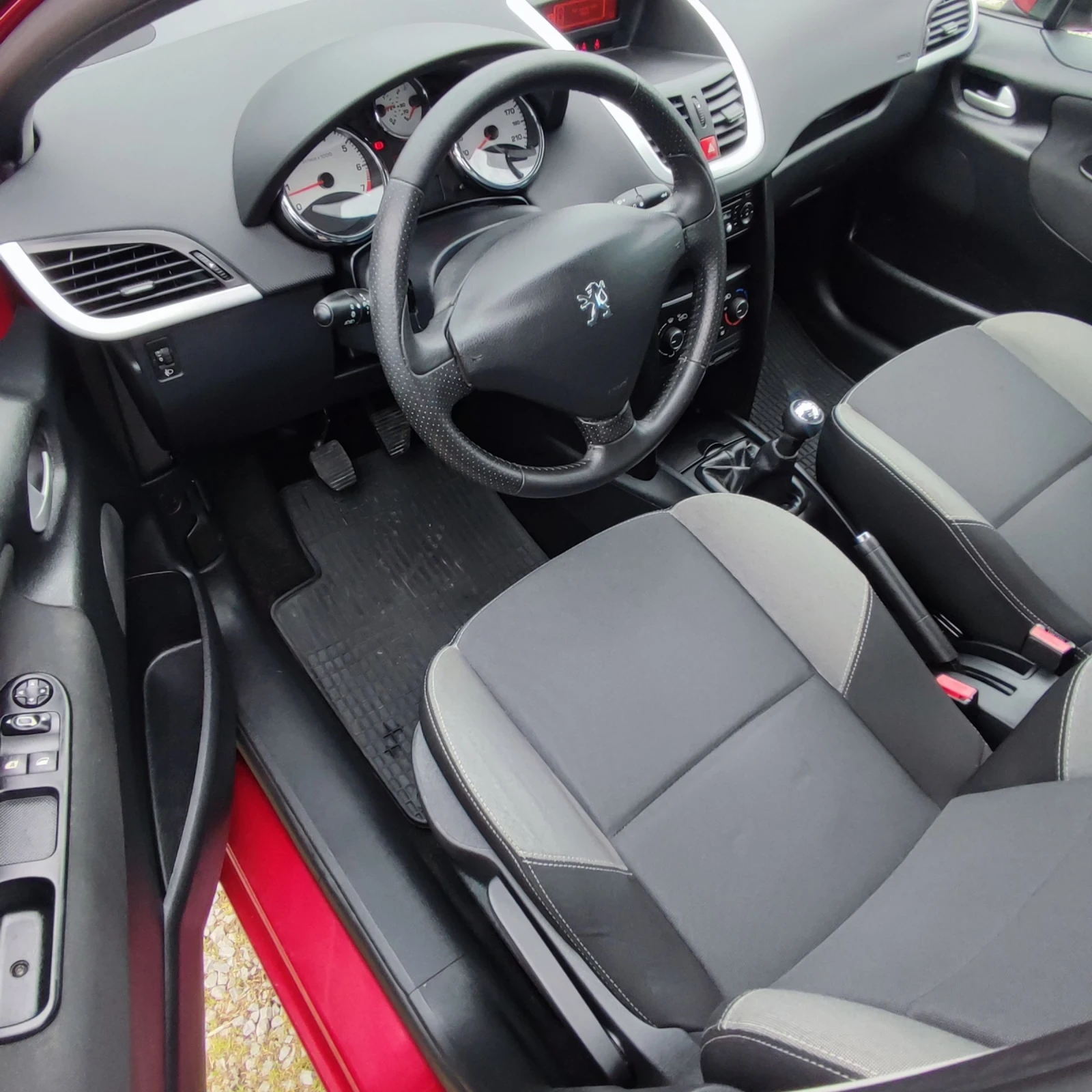 Peugeot 207 1.4i* KLIMATIK* 112�.��*  | Mobile.bg � ����������� 8