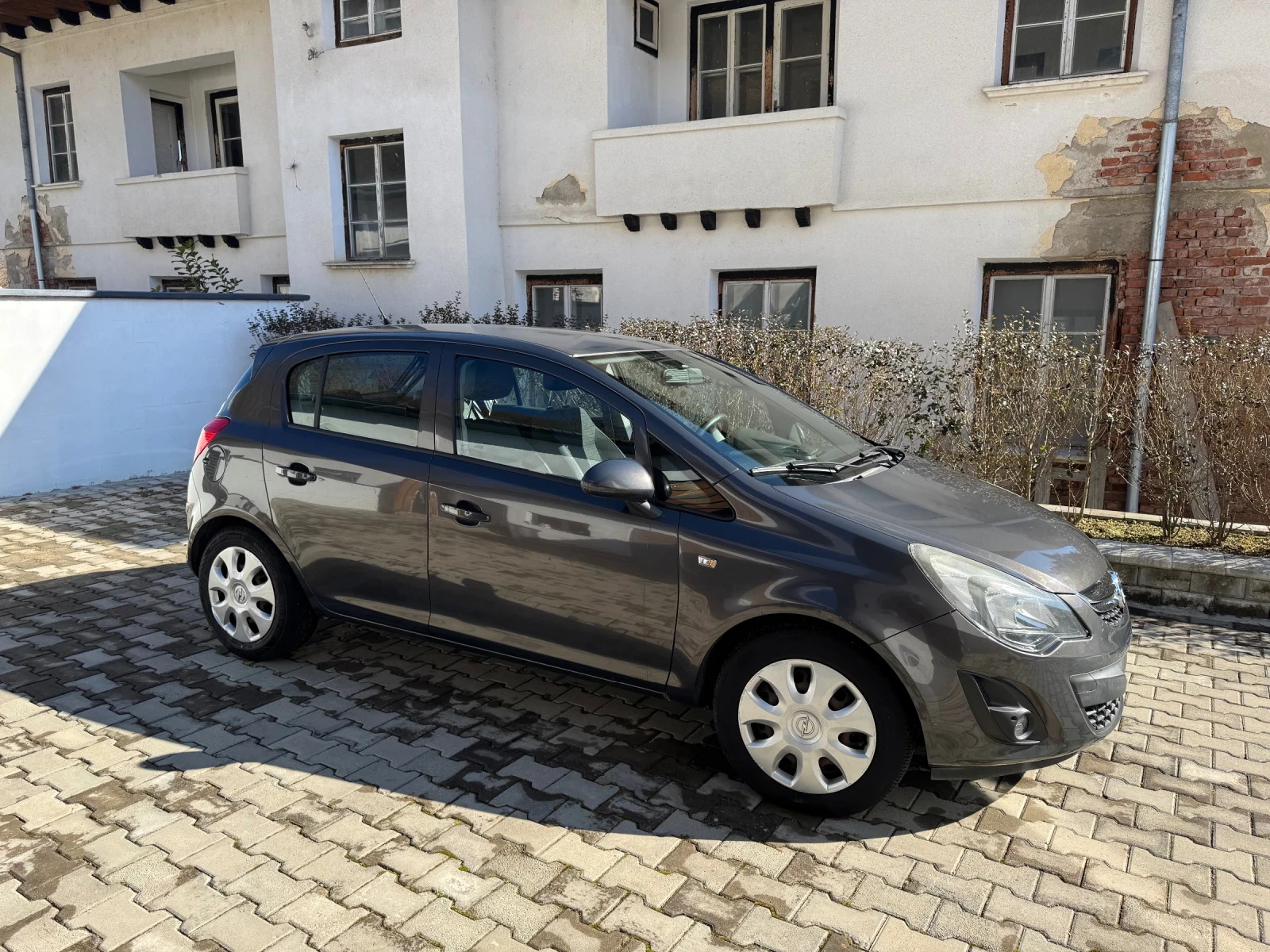 Opel Corsa 1.2 2014, снимка 2 - Автомобили и джипове - 53712726