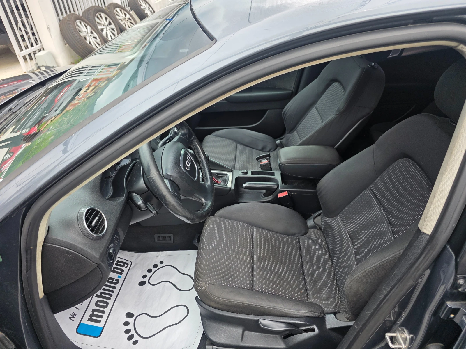 Audi A3 2.0TDI НАПЪЛО ОБСЛУЖЕН, снимка 12 - Автомобили и джипове - 54478002