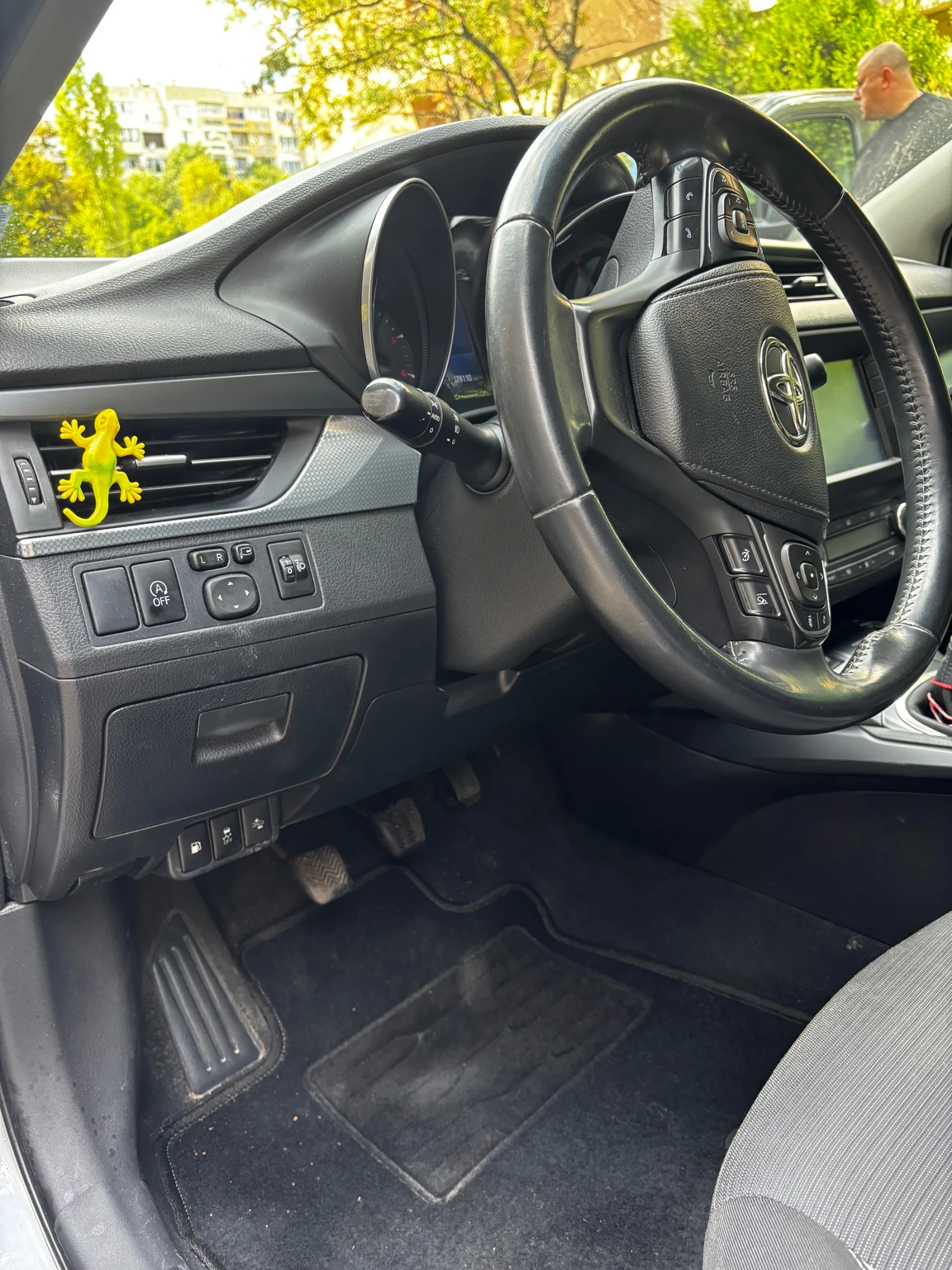 Toyota Avensis 20D-4D EXECUTIVE Реални  километри , снимка 9 - Автомобили и джипове - 55743235