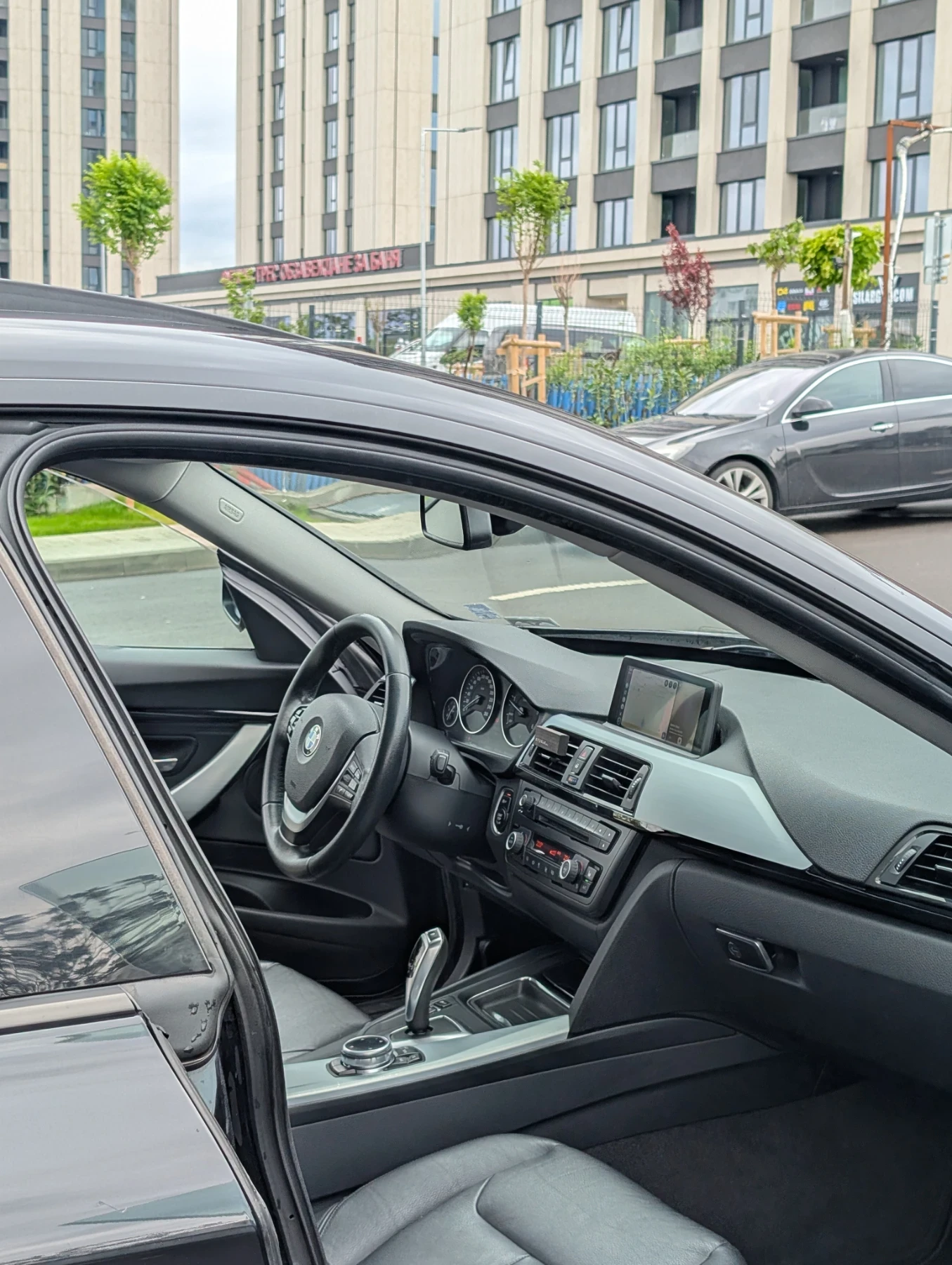 BMW 318, снимка 14 - Автомобили и джипове - 54591754