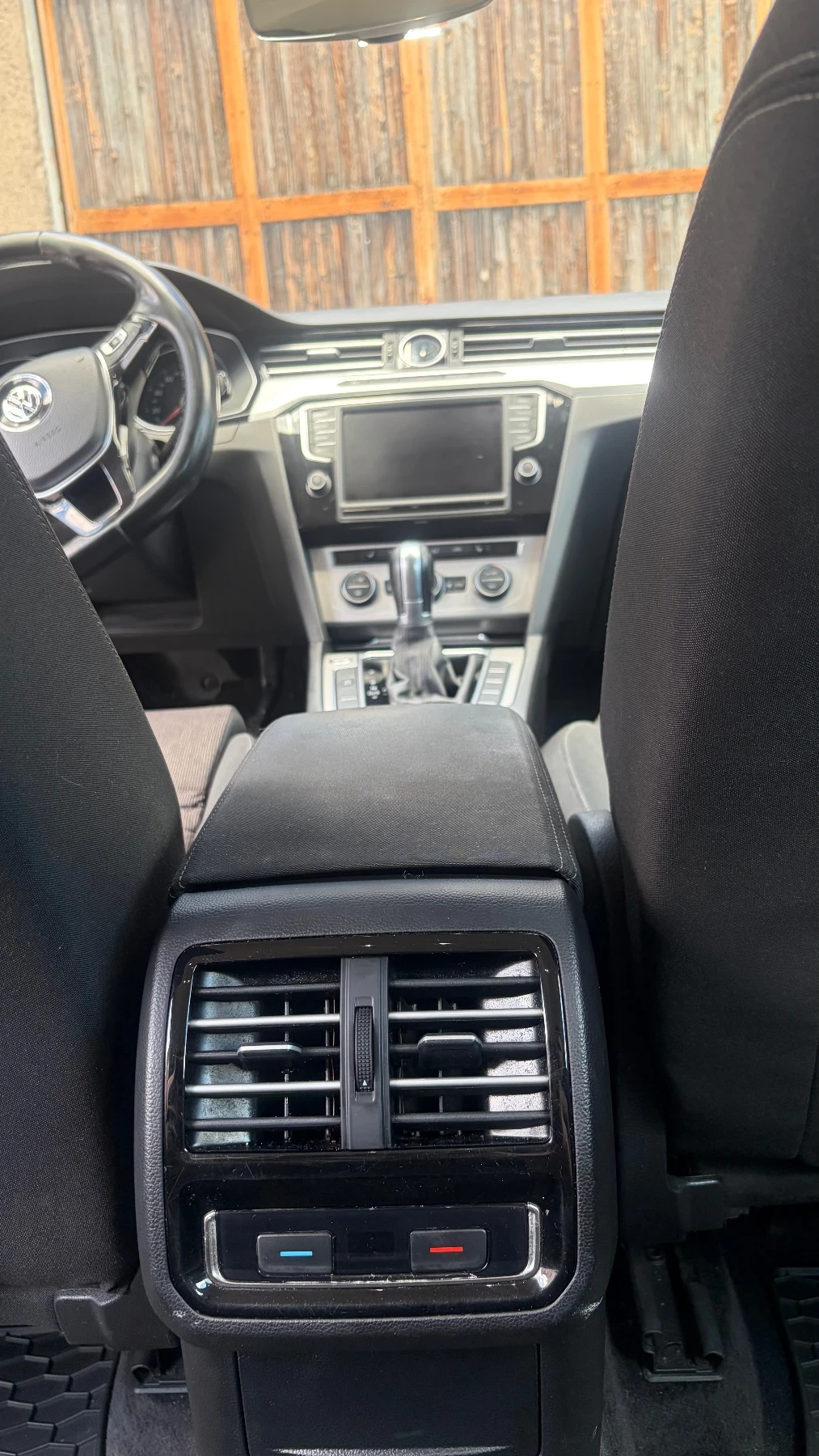 VW Passat B8 2.0 TDI, снимка 10 - Автомобили и джипове - 54711205