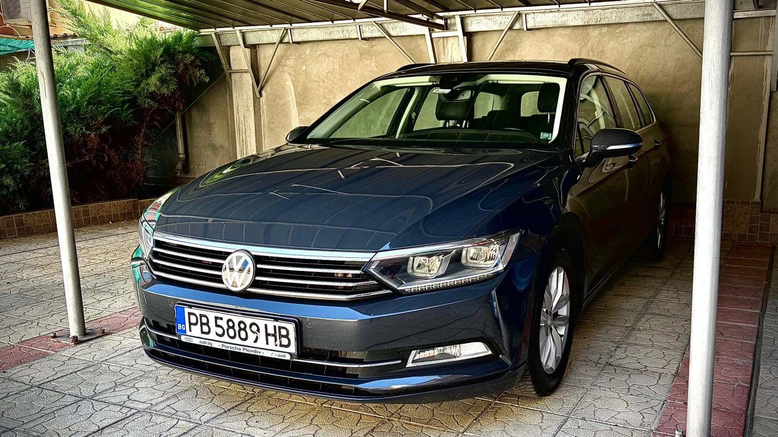 VW Passat B8 2.0 TDI  DSG/ACC/LED/NAVI  ..