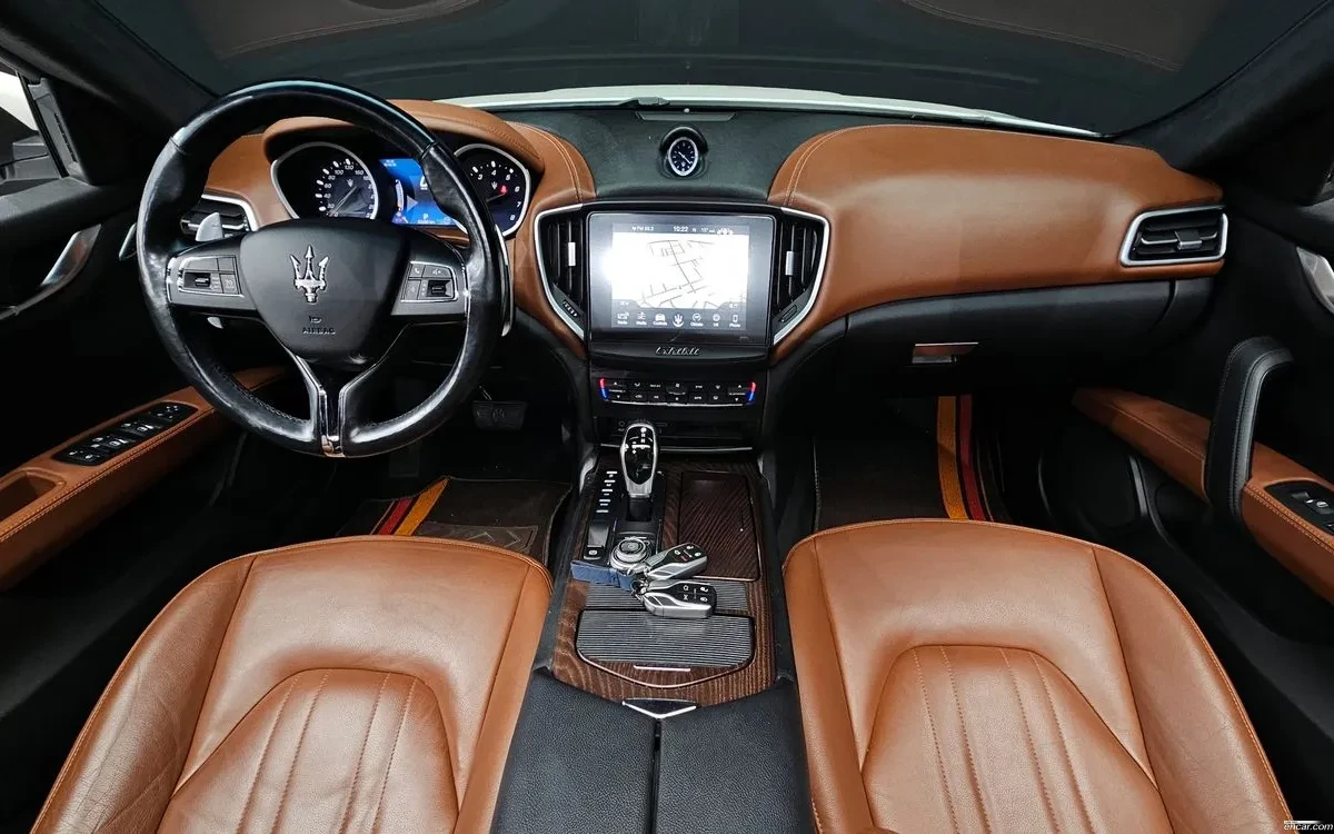 Maserati Ghibli 3.0| КАМЕРА| ШИБИДАХ| ПОДГРЕВ, снимка 6 - Автомобили и джипове - 54802887