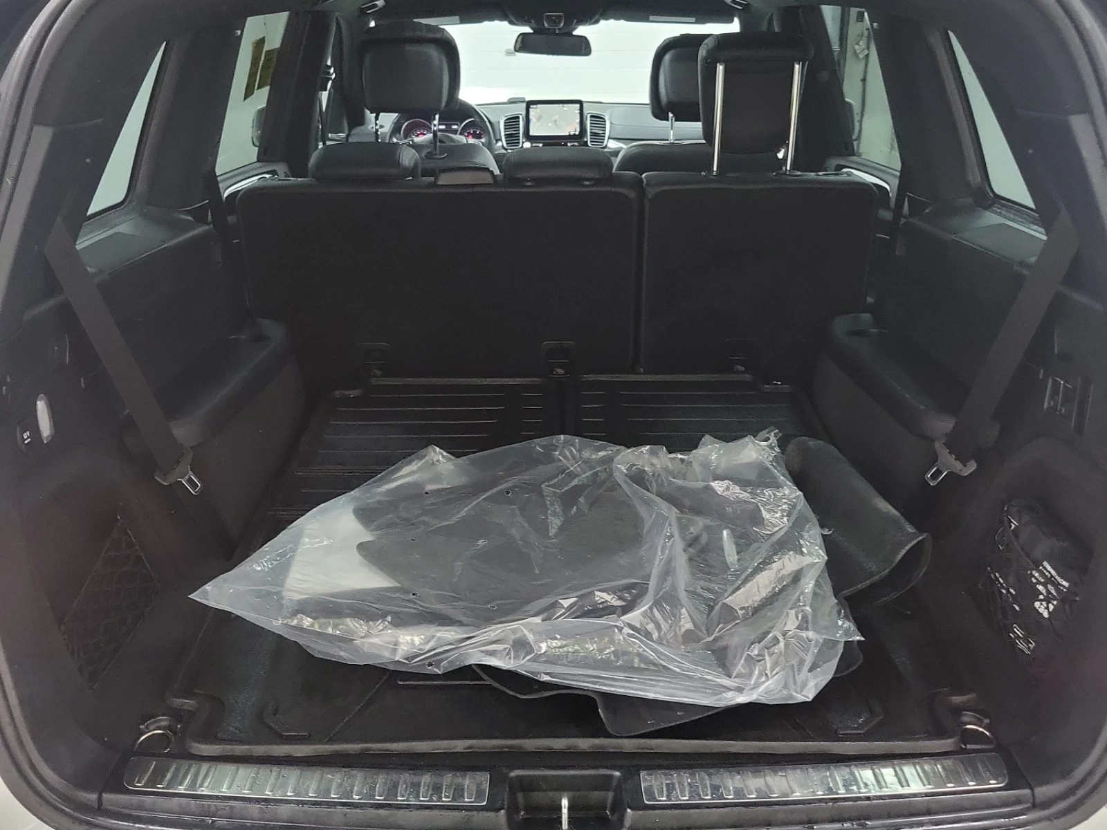 Mercedes-Benz GLS 450 AMG * V6 * BLIND SPOT * 7 МЕСТЕН * CARFAX * , снимка 14 - Автомобили и джипове - 55058274