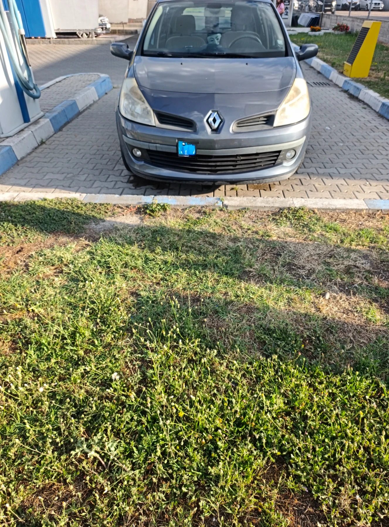 Renault Clio, снимка 5 - Автомобили и джипове - 55309530