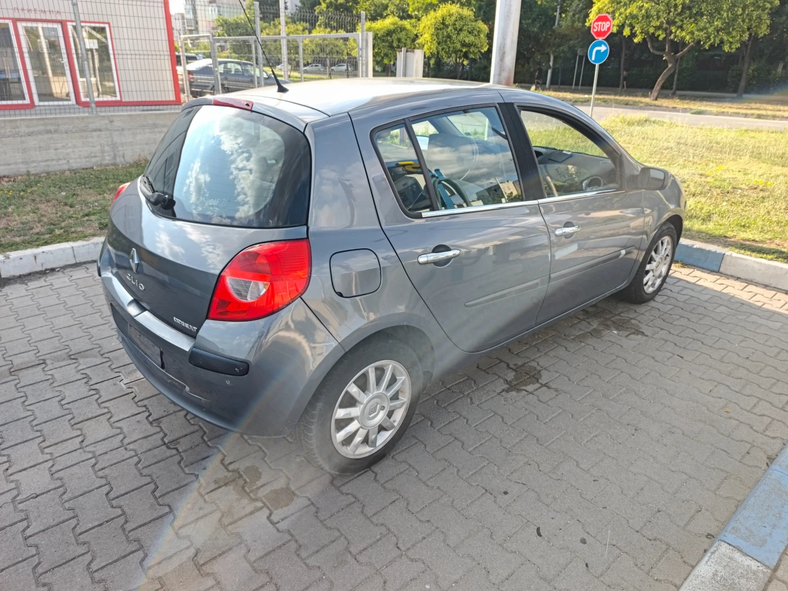 Renault Clio, снимка 4 - Автомобили и джипове - 55309530