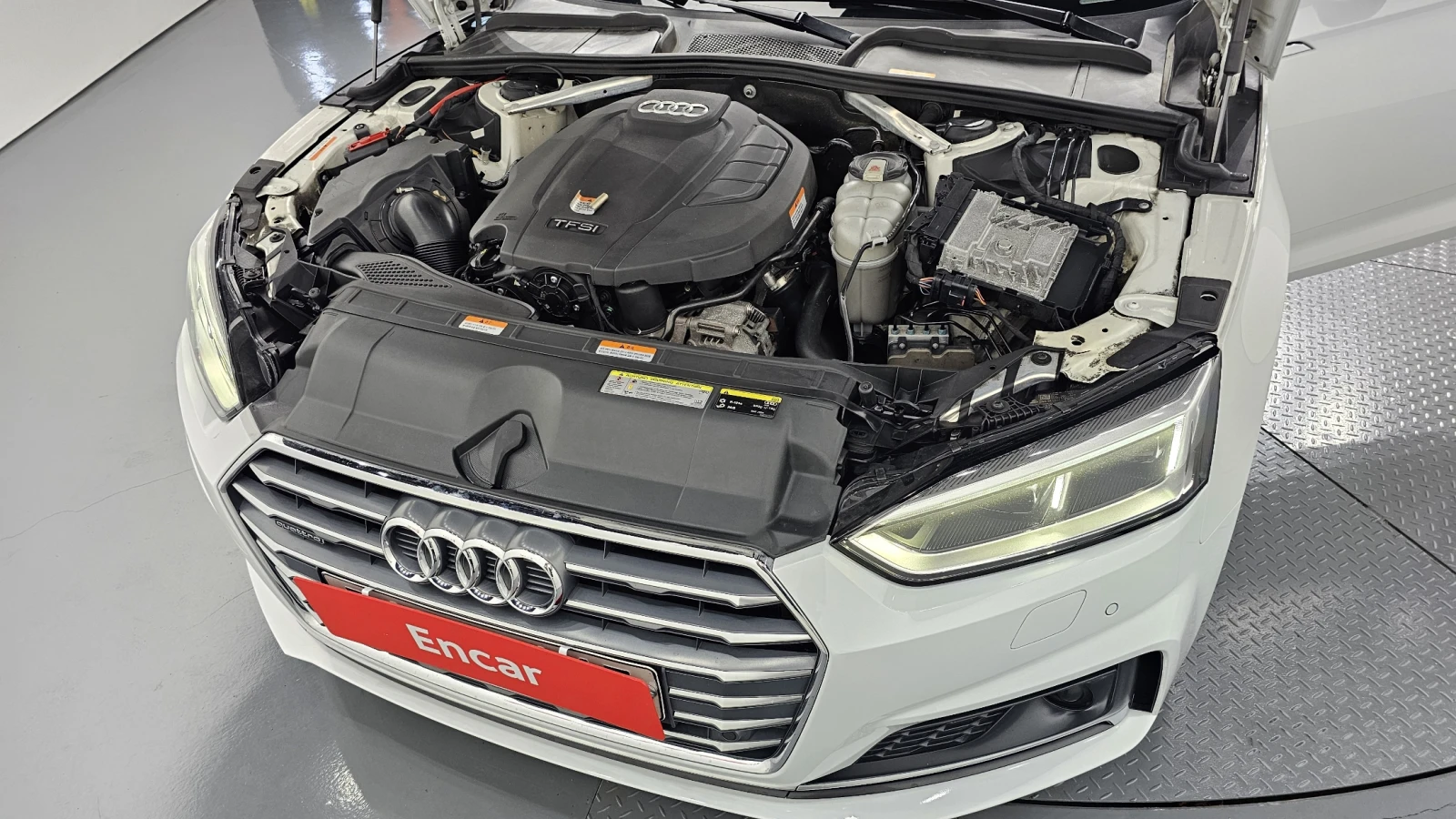 Audi A5 45 tfsi quattro premium sportback, снимка 17 - Автомобили и джипове - 55324050