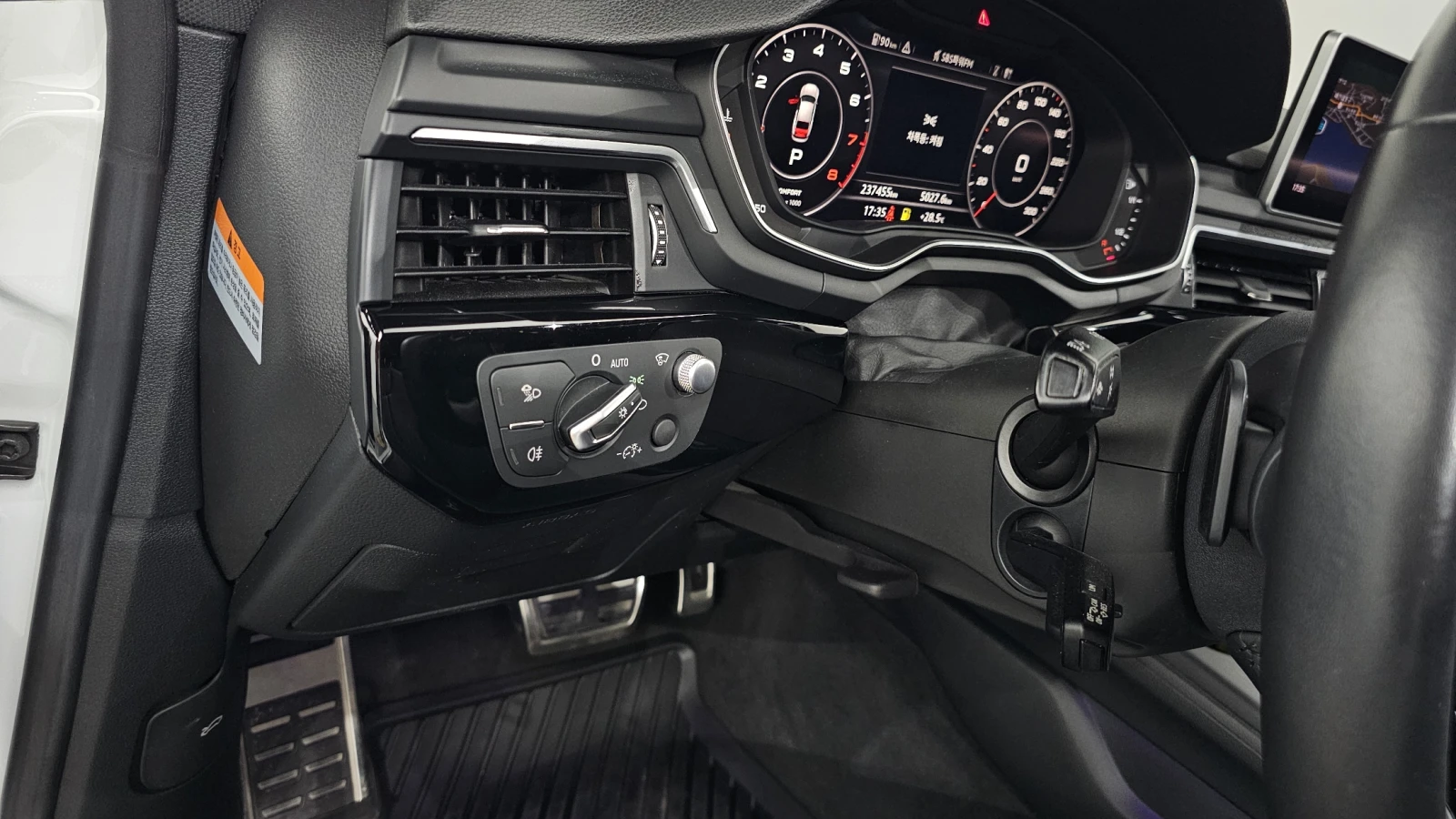 Audi A5 45 tfsi quattro premium sportback, снимка 12 - Автомобили и джипове - 55324050