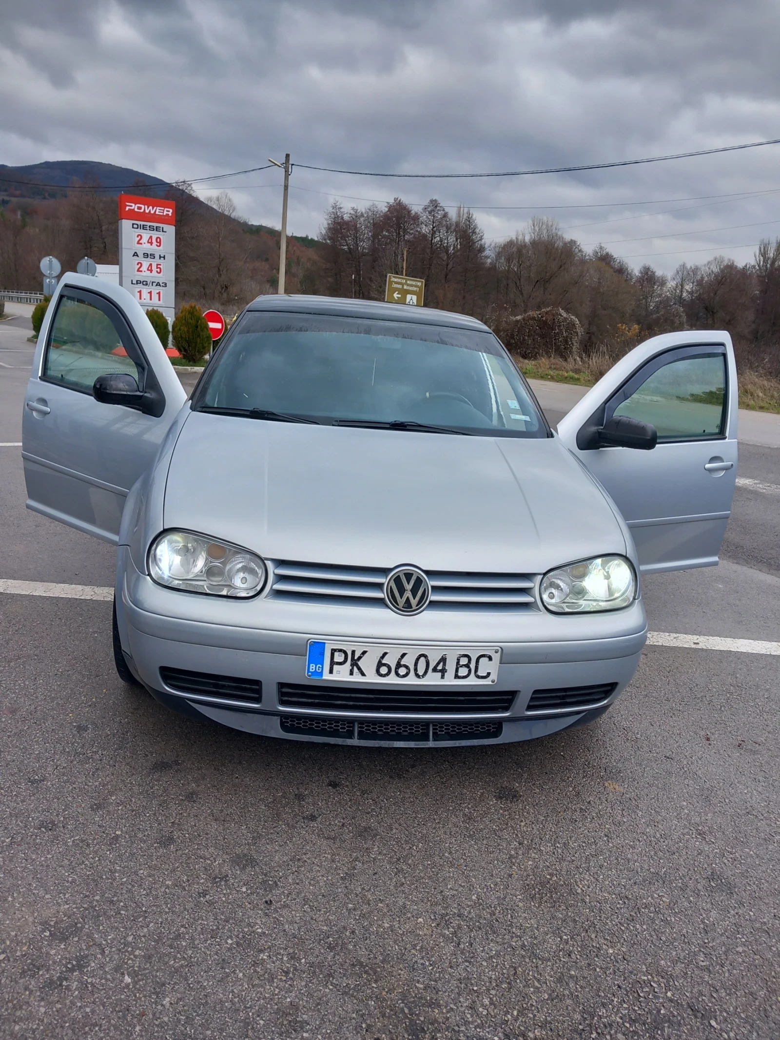 VW Golf