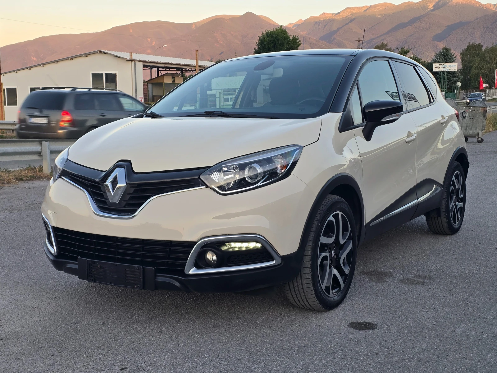 Renault Captur 1.5DCI/AUTOMATIC/Energy R-Link/FULL