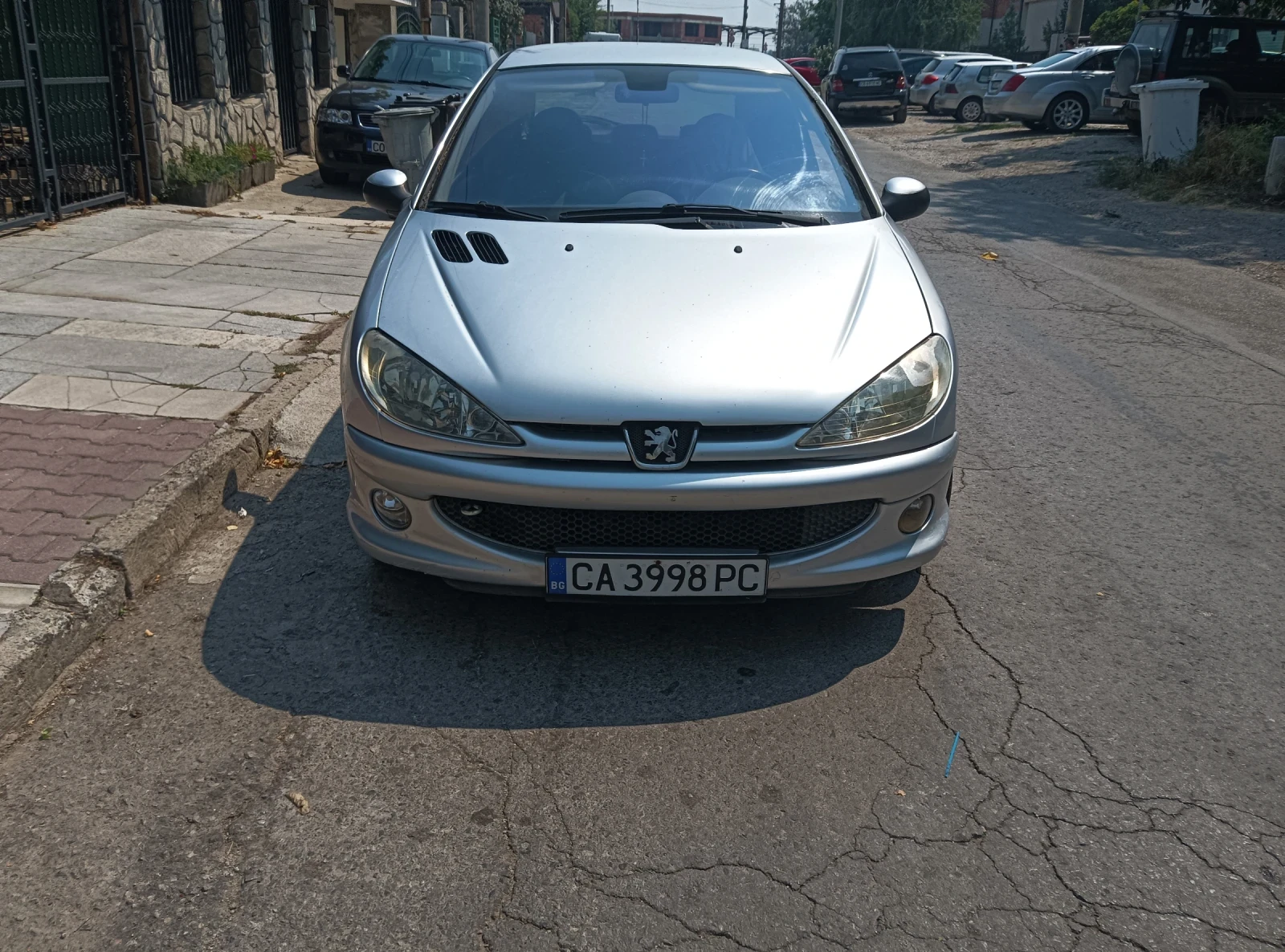 Peugeot 206, снимка 6 - Автомобили и джипове - 55704095