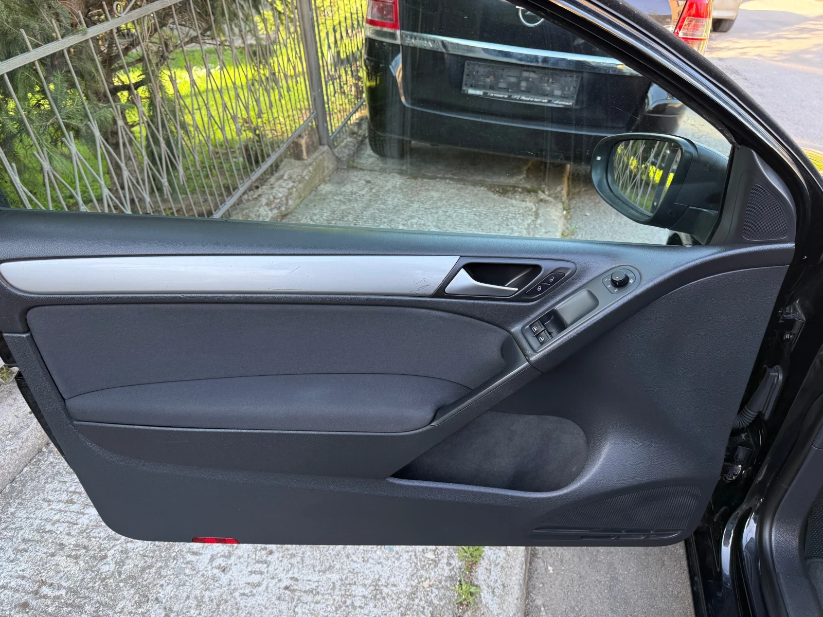 VW Golf 6 Бензин 1.4 80 кс, снимка 13 - Автомобили и джипове - 56405683