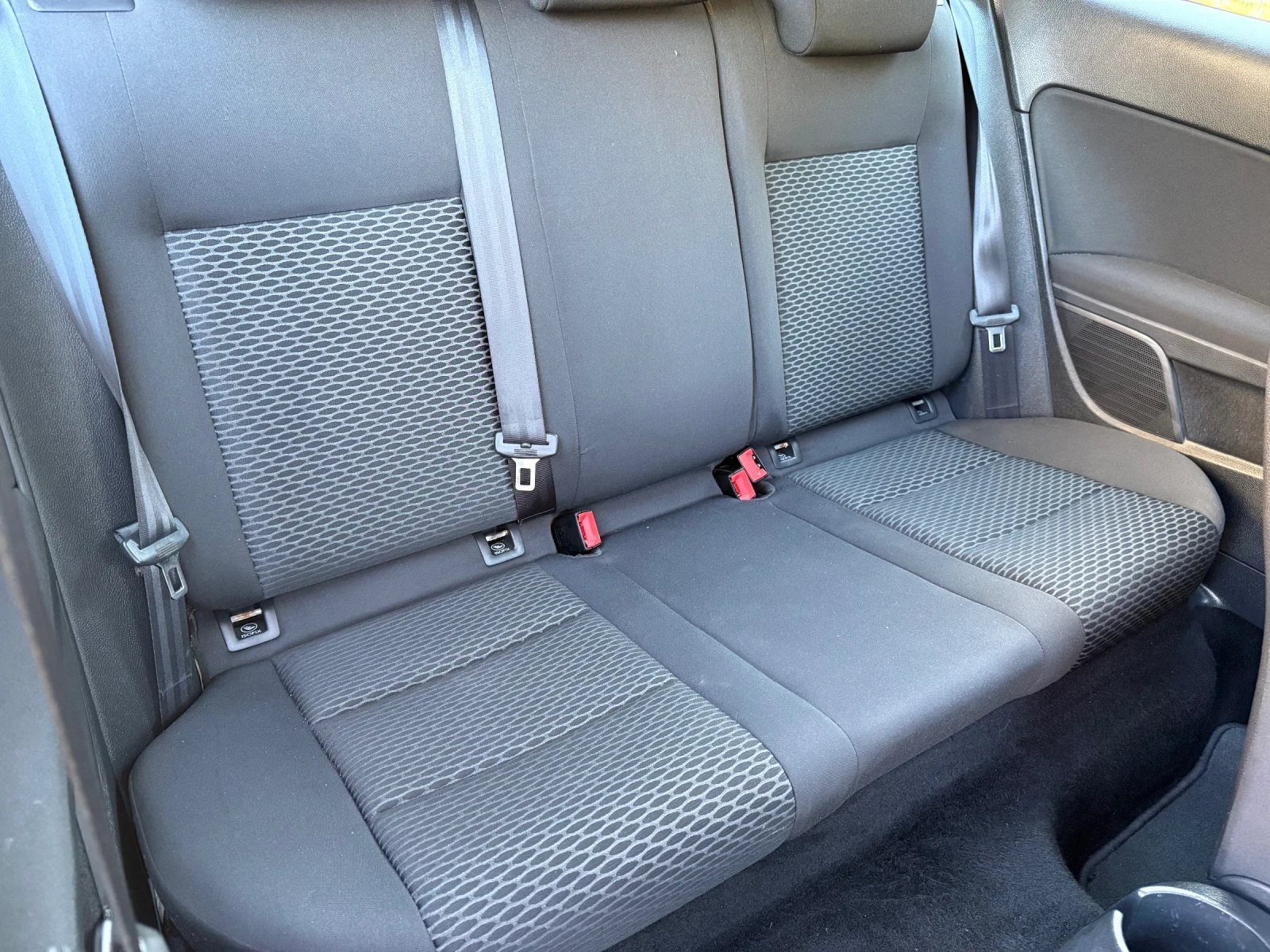 VW Golf 6 Бензин 1.4 80 кс, снимка 10 - Автомобили и джипове - 56405683