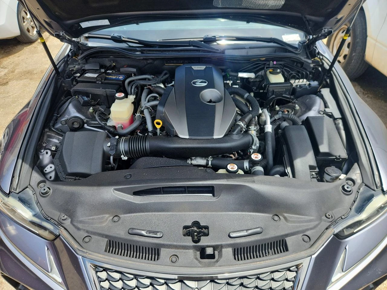 Lexus IS 300 2.0l, снимка 11 - Автомобили и джипове - 56511506
