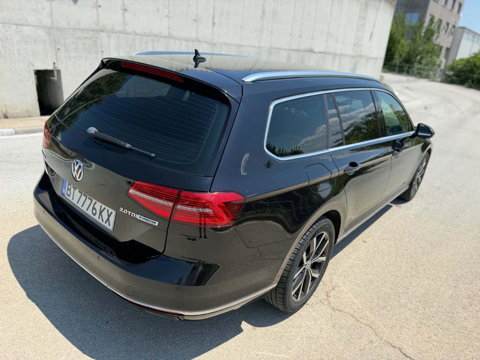 VW Passat 2.0TDI DSG, снимка 6 - Автомобили и джипове - 56714413