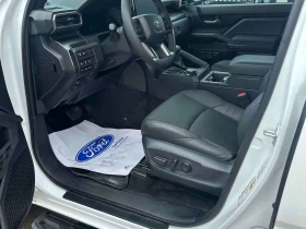 Toyota Tacoma * 4x4 Double Cab Auto * PANO* ПОДГРЕВ* KEYLESS* , снимка 5