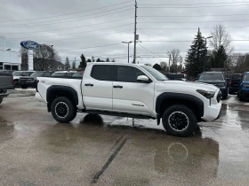 Toyota Tacoma * 4x4 Double Cab Auto * PANO* ПОДГРЕВ* KEYLESS* , снимка 3