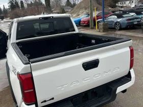 Toyota Tacoma * 4x4 Double Cab Auto * PANO* ПОДГРЕВ* KEYLESS*  - 40750 € / 79700.07 лв. - 25879642 16