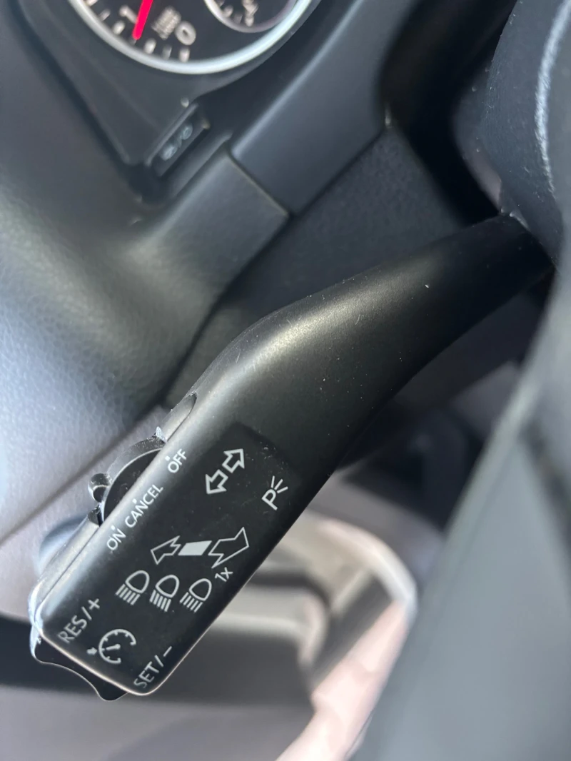 VW Tiguan, снимка 10 - Автомобили и джипове - 52816327