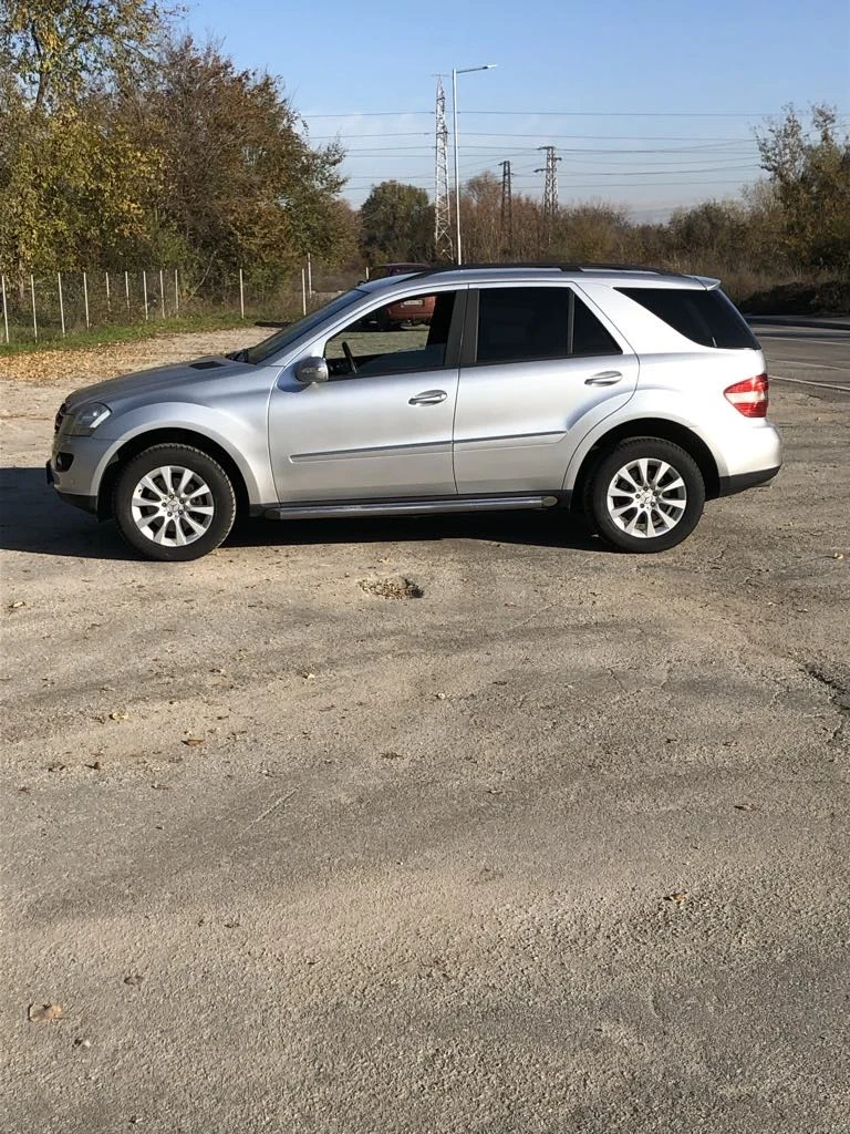 Mercedes-Benz ML 280, снимка 3 - Автомобили и джипове - 47596007