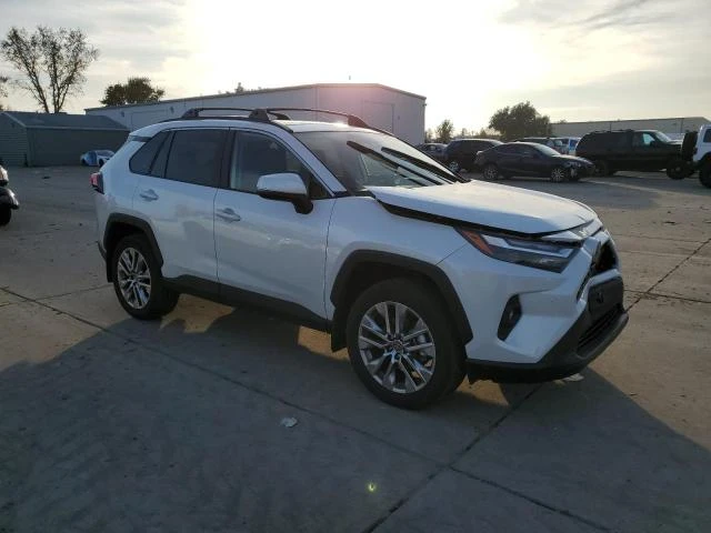 Toyota Rav4 XLE PREMIUM* КРАЙНА ЦЕНА, снимка 4 - Автомобили и джипове - 49090691